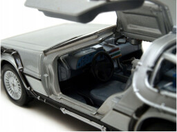 Welly DeLorean Návrat do budoucnosti II 1:24